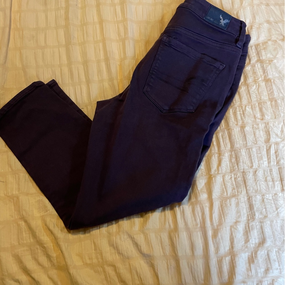 AE American Eagle Super Stretch Hi Rise Jegging Crop size 10 EUC Plum Color